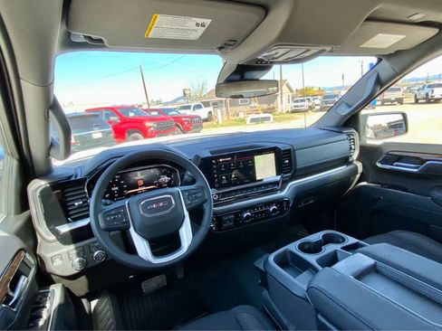 New 2026 GMC Sierra 1500 Elevation image 33