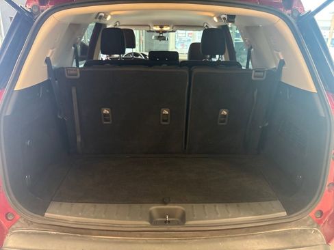 Used 2022 Nissan Pathfinder SV image 39