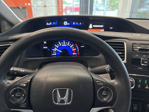 Used 2014 Honda Civic LX image 25