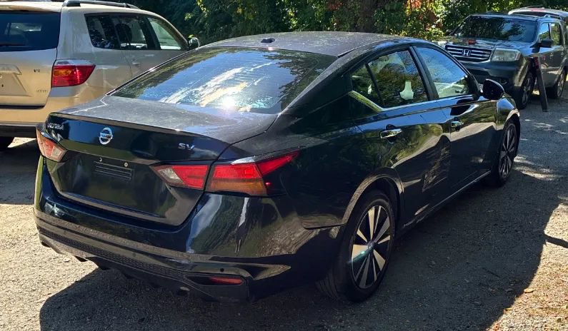 Used 2021 Nissan Altima 2.5 SV FWD image 6