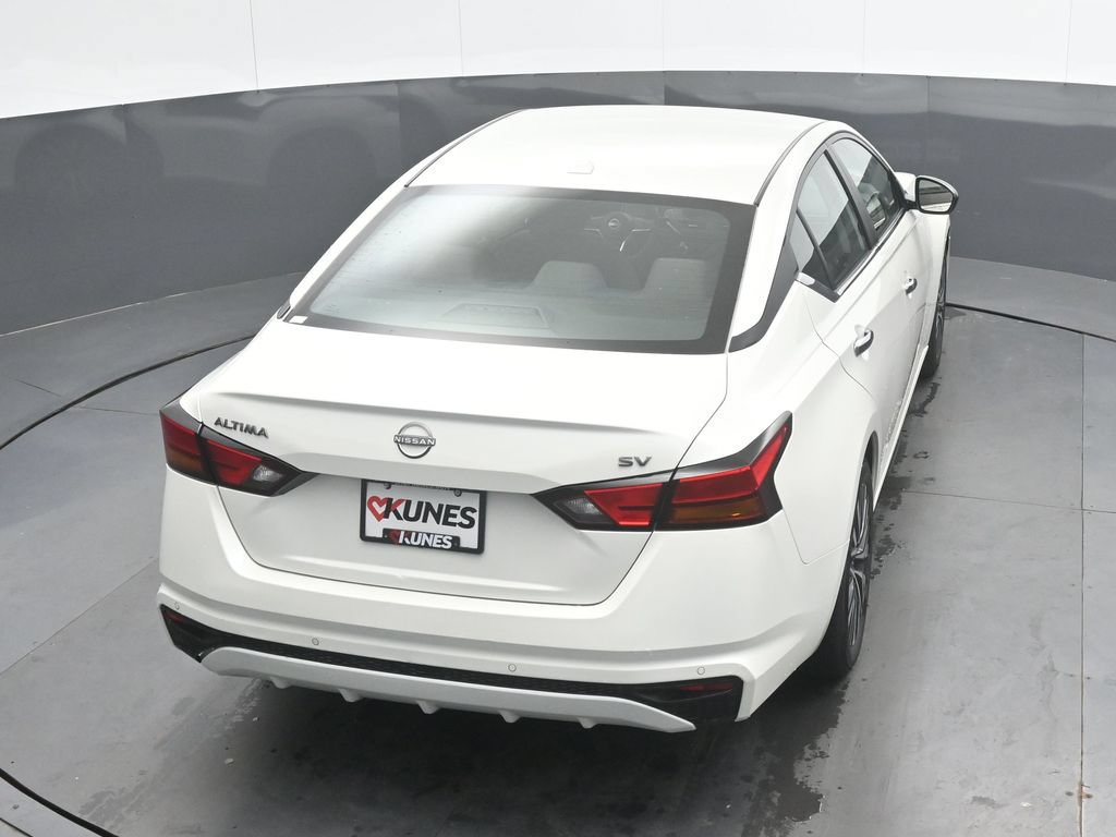 Used 2024 Nissan Altima 2.5 SV FWD image 29