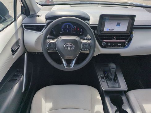 Certified 2026 Toyota Corolla Cross LE FWD image 29