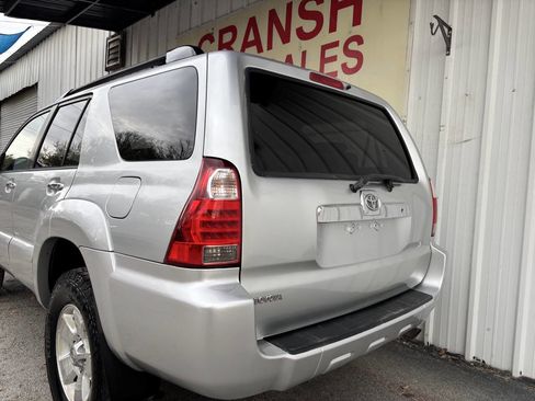 Used 2007 Toyota 4Runner SR5 image 9
