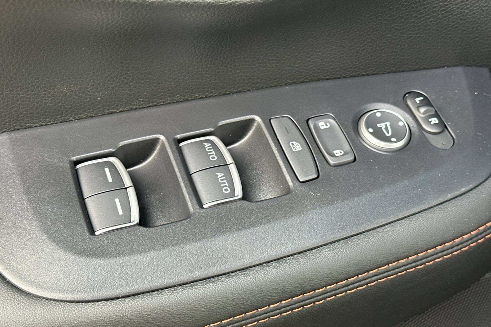 Used 2026 Honda HR-V Sport image 12