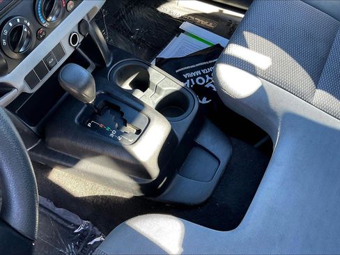 Used 2012 Toyota Tacoma 2WD Regular Cab image 14