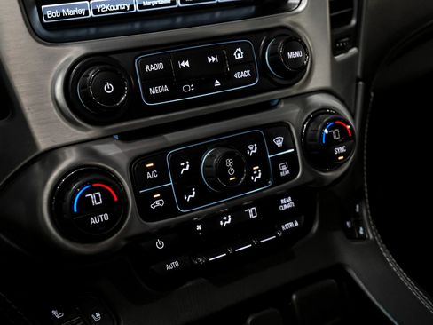 Used 2020 GMC Yukon SLT w/ Open Road Package AWD/4WD image 27
