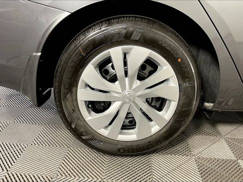 Certified 2025 Nissan Versa S w/ S Plus Package FWD image 18