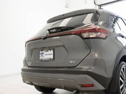 Used 2023 Nissan Kicks SV w/ Exterior Package FWD image 9