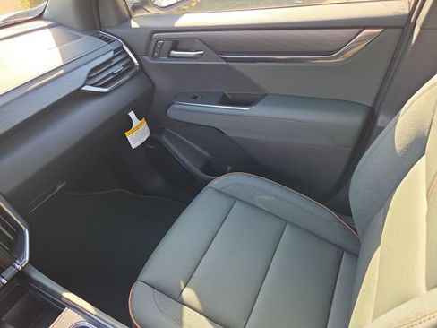New 2026 GMC Acadia AT4 AWD/4WD image 16
