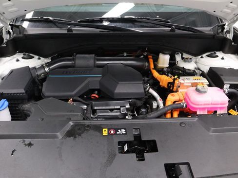 Certified 2025 Hyundai Santa Fe Limited image 15