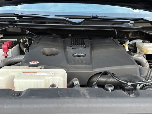 Used 2023 Toyota Tundra Platinum image 31