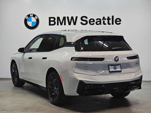 New 2026 BMW iX xDrive45 w/ M Sport Package image 4