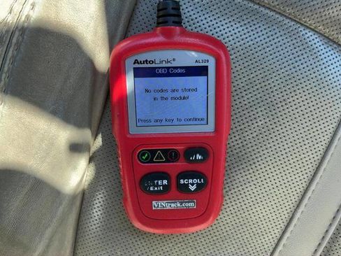 Used 2014 Lincoln MKZ AWD w/ Equipment Group 102A Reserve image 63