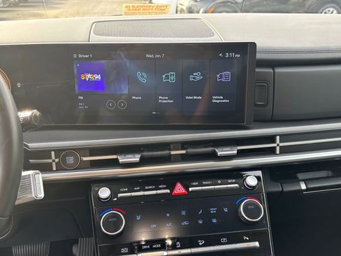 Used 2025 Hyundai Santa Fe SEL image 21