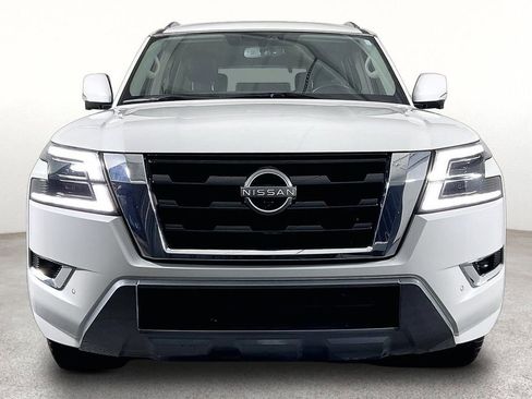 Used 2023 Nissan Armada SL w/ Captain's Chairs Package AWD/4WD image 4