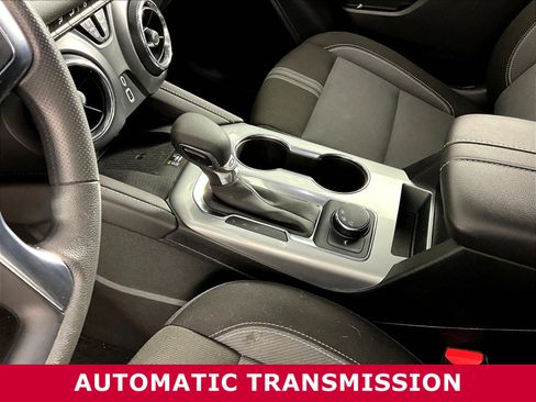 Used 2024 Chevrolet Blazer LT w/ Convenience Package FWD image 16