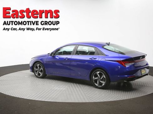 Used 2023 Hyundai Elantra Limited w/ Preferred Accessory Package FWD image 65