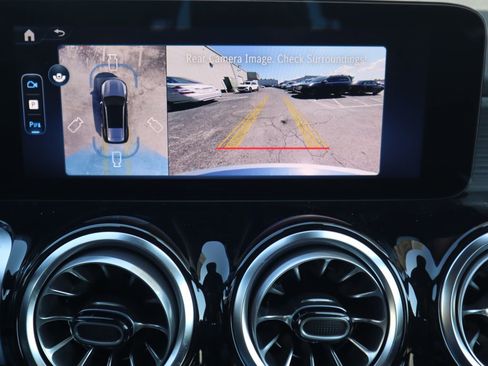 New 2026 Mercedes-Benz GLB 250 4MATIC image 18