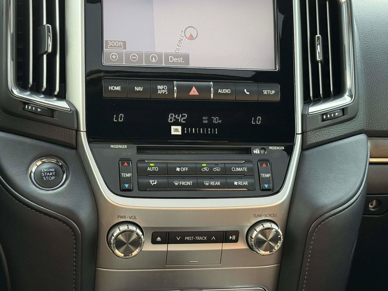Used 2017 Toyota Land Cruiser AWD/4WD image 20
