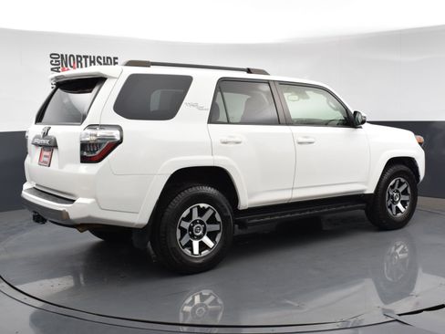 Used 2022 Toyota 4Runner TRD Off-Road Premium image 4