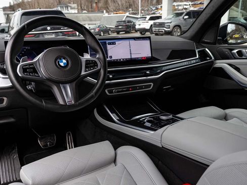 Used 2026 BMW X7 xDrive40i AWD/4WD image 17