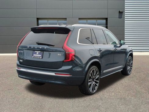 New 2026 Volvo XC90 B6 Plus AWD/4WD image 7