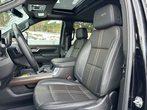 Certified 2024 Chevrolet Silverado 2500 High Country w/ High Country Premium Package image 23