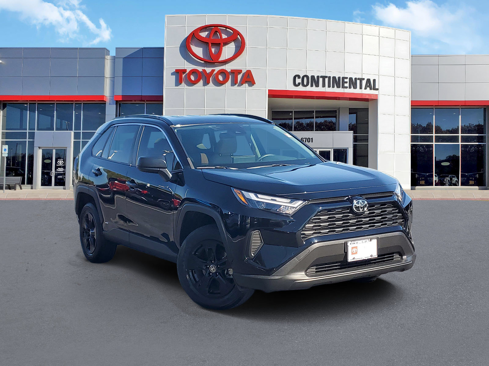 Certified 2025 Toyota RAV4 LE AWD/4WD image 2