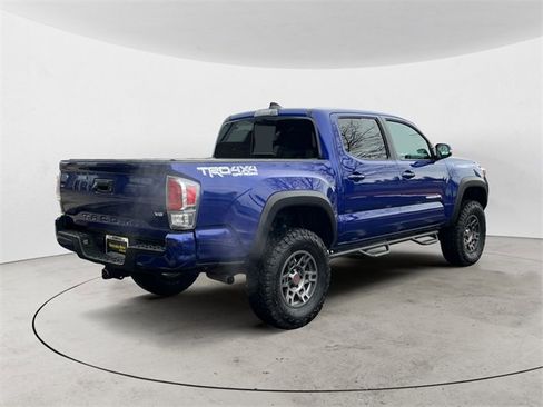 Used 2022 Toyota Tacoma TRD Off-Road w/ TRD Premium Off Road Package image 5