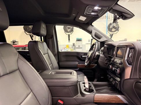 Used 2022 Chevrolet Silverado 3500 High Country w/ Z71 Off-Road Package AWD/4WD image 28