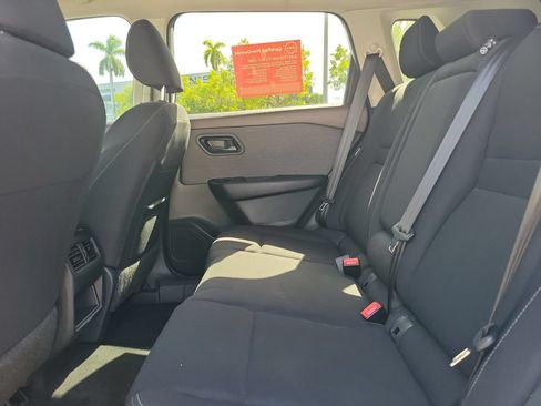 Certified 2023 Nissan Rogue S FWD image 17