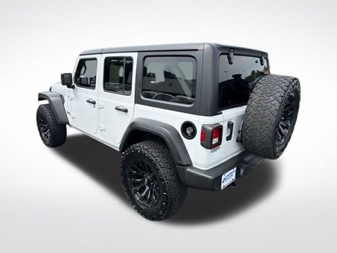 Used 2021 Jeep Wrangler Unlimited Sport AWD/4WD image 3