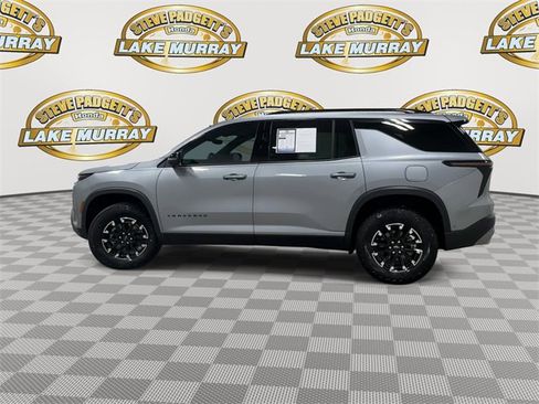 Used 2025 Chevrolet Traverse Z71 w/ Enhanced Driving Package image 8