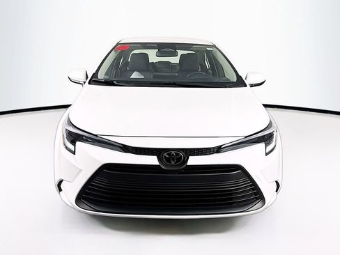 New 2026 Toyota Corolla LE image 2