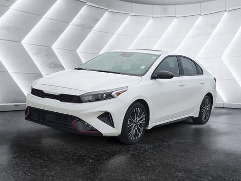 Used 2024 Kia Forte GT-Line w/ GT-Line Premium Package image 6