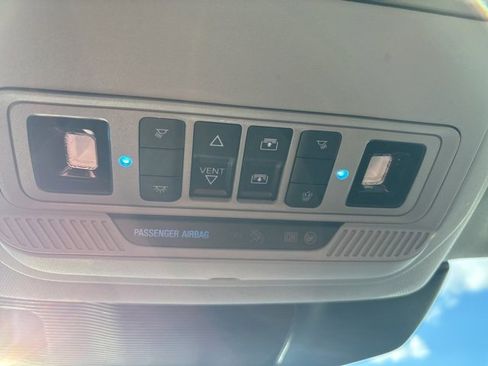 Used 2024 Ford Explorer XLT w/ Equipment Group 202A image 28