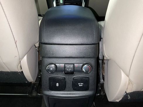 Used 2018 Ford Explorer Limited w/ Equipment Group 301A FWD image 19