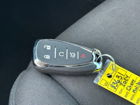 Used 2024 Chevrolet Malibu LS FWD image 28