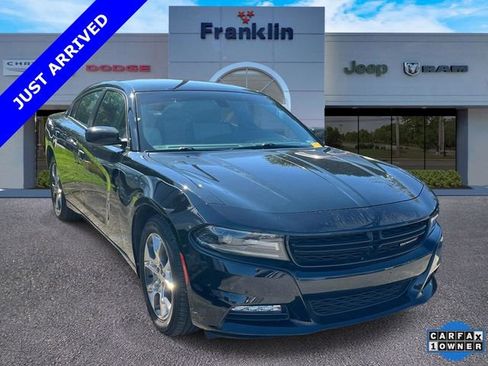 Used 2017 Dodge Charger SXT w/ AWD Plus Group image 1