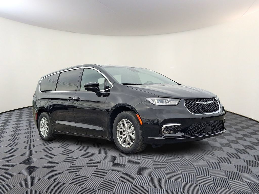 New 2026 Chrysler Pacifica Select FWD image 27