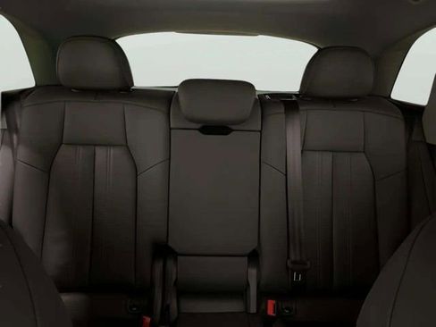 Used 2025 Audi Q5 Premium w/ Convenience Package image 66