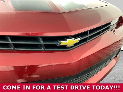 Used 2015 Chevrolet Camaro LT RWD image 28