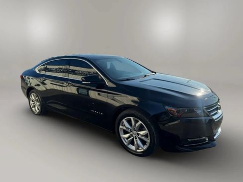 Used 2018 Chevrolet Impala LT FWD image 4