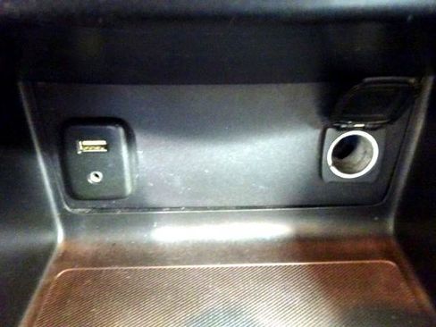 Used 2016 Chevrolet Colorado Z71 image 32