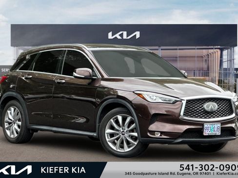 Used 2020 INFINITI QX50 Luxe w/ Navigation Package FWD image 1