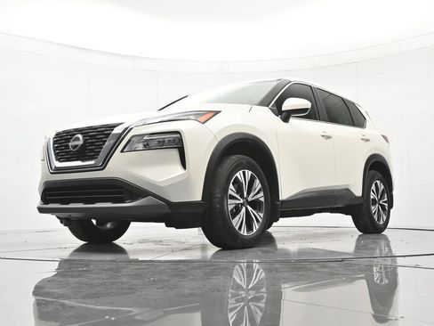 Certified 2023 Nissan Rogue SV AWD/4WD image 36