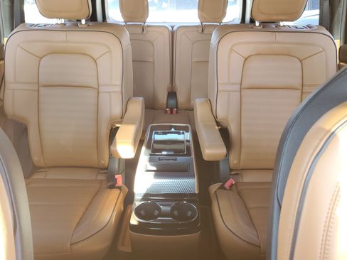 Certified 2023 Lincoln Aviator Black Label w/ Dynamic Handling Package image 19