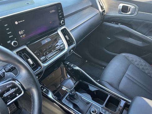Used 2021 Kia Sorento SX Prestige image 23