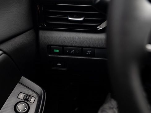 New 2025 Nissan Sentra SV w/ All-Weather Package image 13