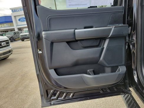 Certified 2022 Ford F150 XLT w/ Equipment Group 302A High image 13